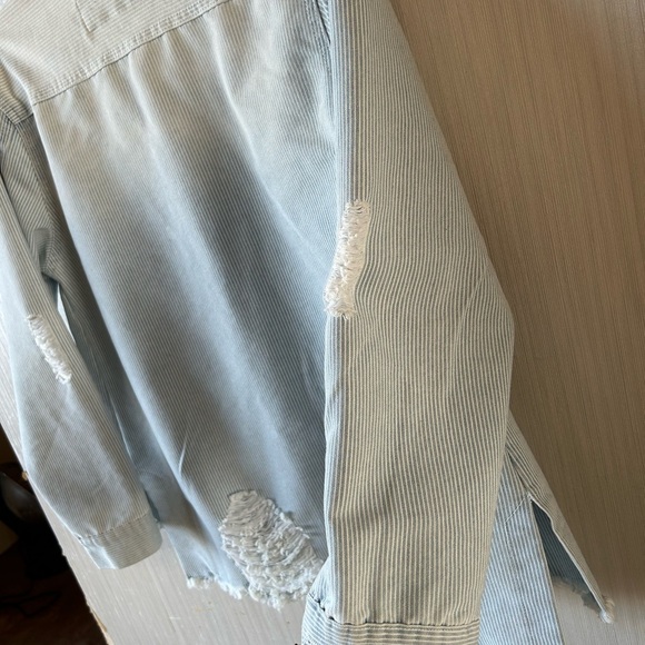 Denim Blvd Shacket Oversized - Picture 6 of 8